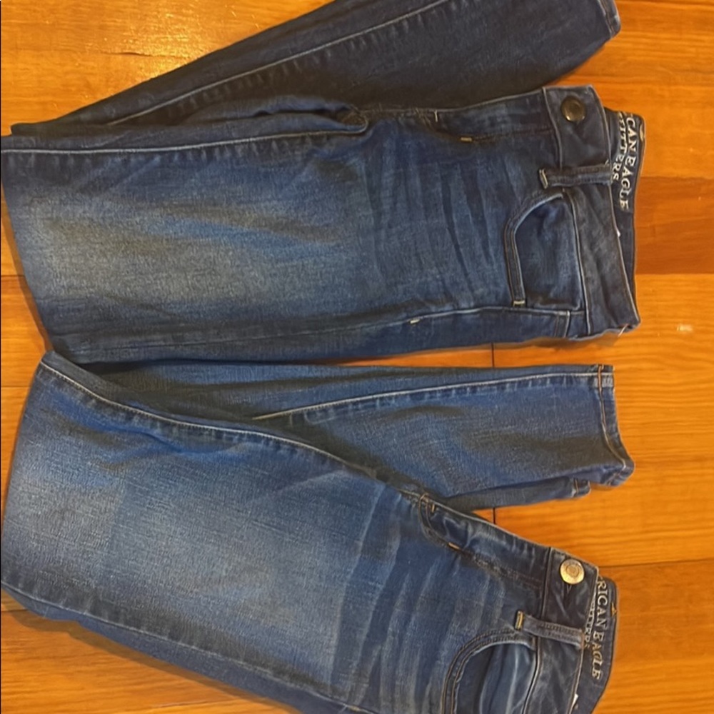 Two pairs of American eagle skinny jeans